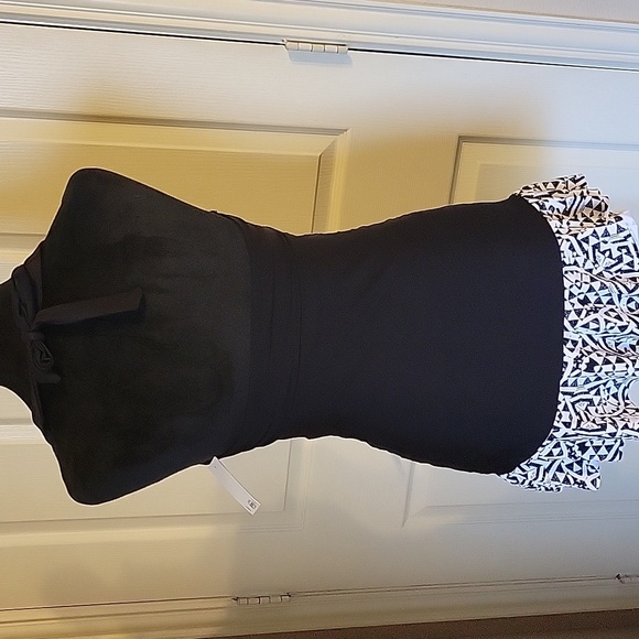 Black one piece bathing suit with ruffle skirt NWT Apt 9 - Picture 8 of 11